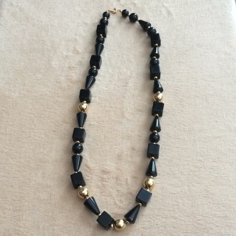 Trifari vintage black & gold beaded necklace